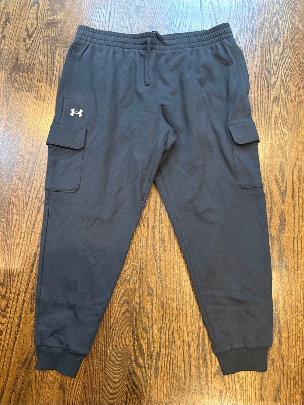 Under Armour neighborhood 2xl Black Cargo Sweat Joggers nwot